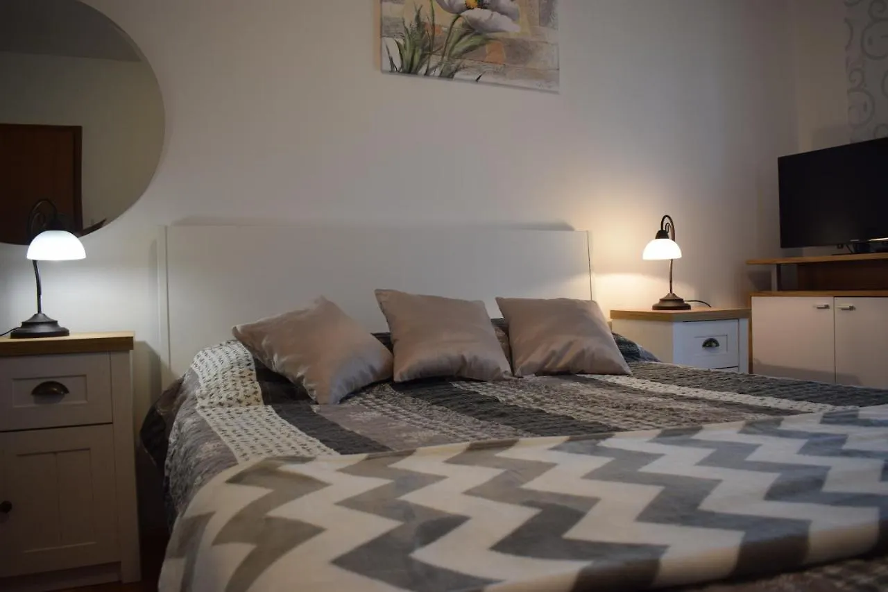 Nives Mare Holliday House Villa Rovinj