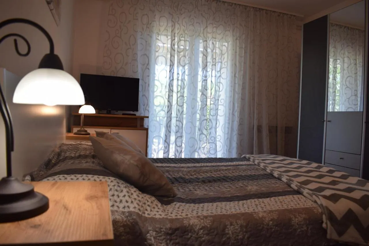Nives Mare Holliday House Villa Rovigno Croazia