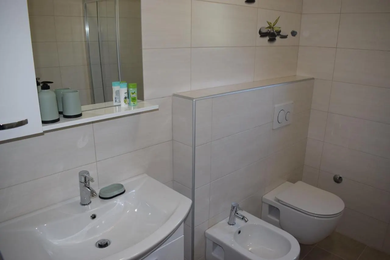 Nives Mare Holliday House Villa Rovigno Croazia