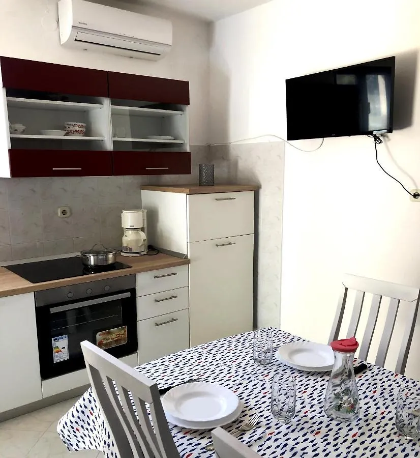 Nives Mare Holliday House Villa Rovigno