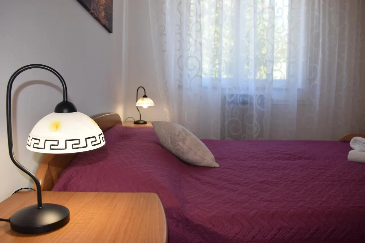 Villa Nives Mare Holliday House Rovinj